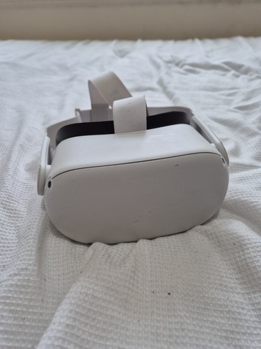 Meta quest 64gb headset - 2, only