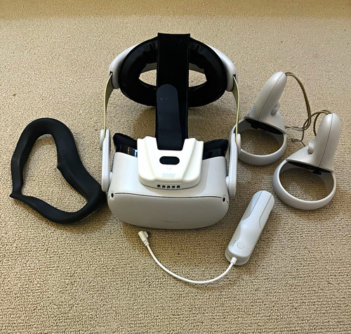 Oculus quest headset - quest, vr