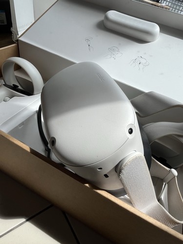 Oculus quest headset with - oculus, vr
