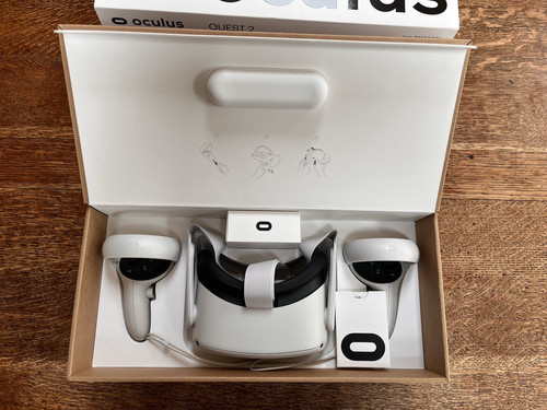 Oculus meta quest headset - quest, 2