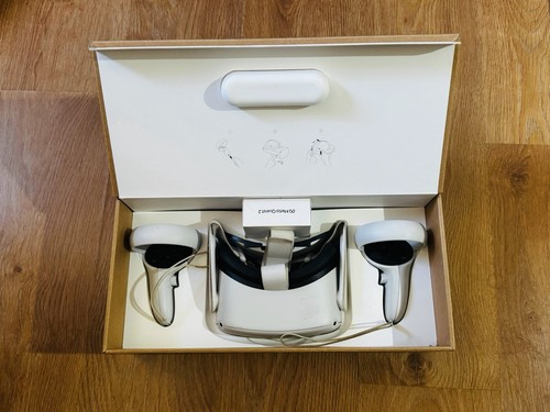 Meta quest headset - 2,