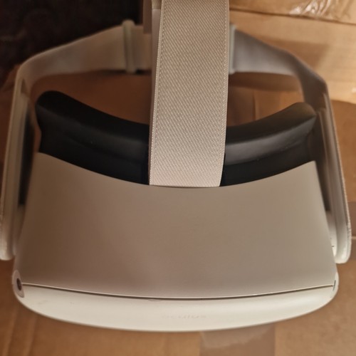Oculus quest headset only - oculus,